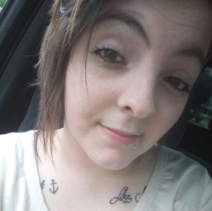 Meet your Posher, Addison